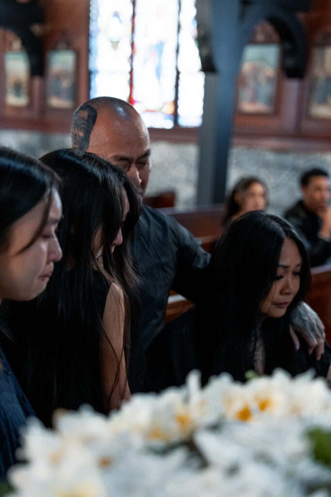 Ant funeral day 2-325